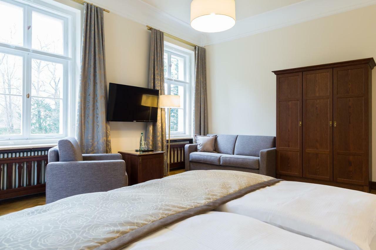 Hotel Villa Altenburg Possneck Ngoại thất bức ảnh